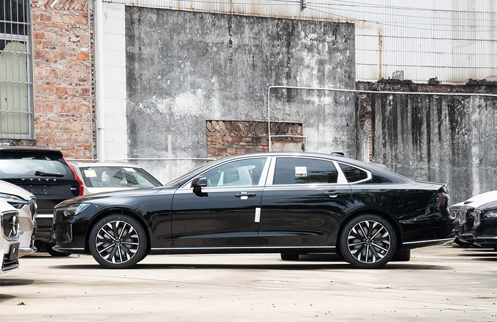 Volvo S90 for sale