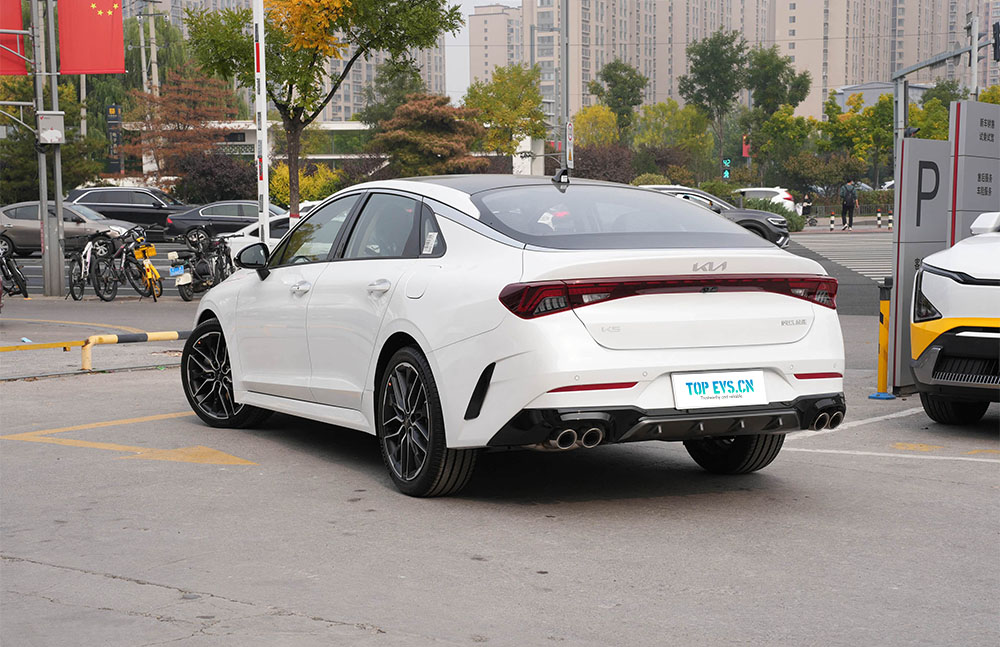 kia k5 trims