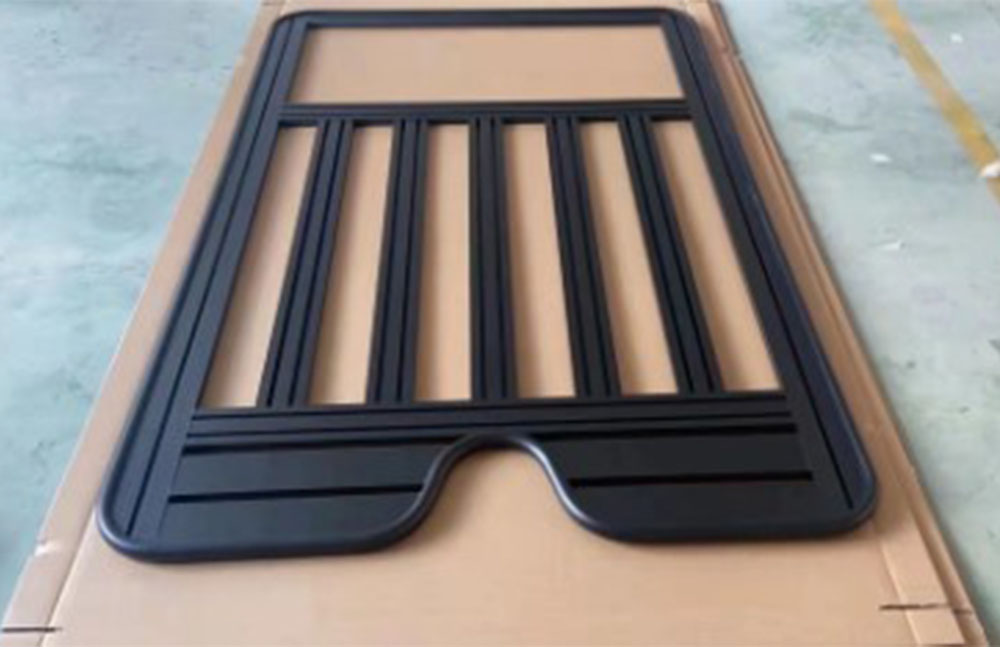 Jetour Traveler side folding ladder