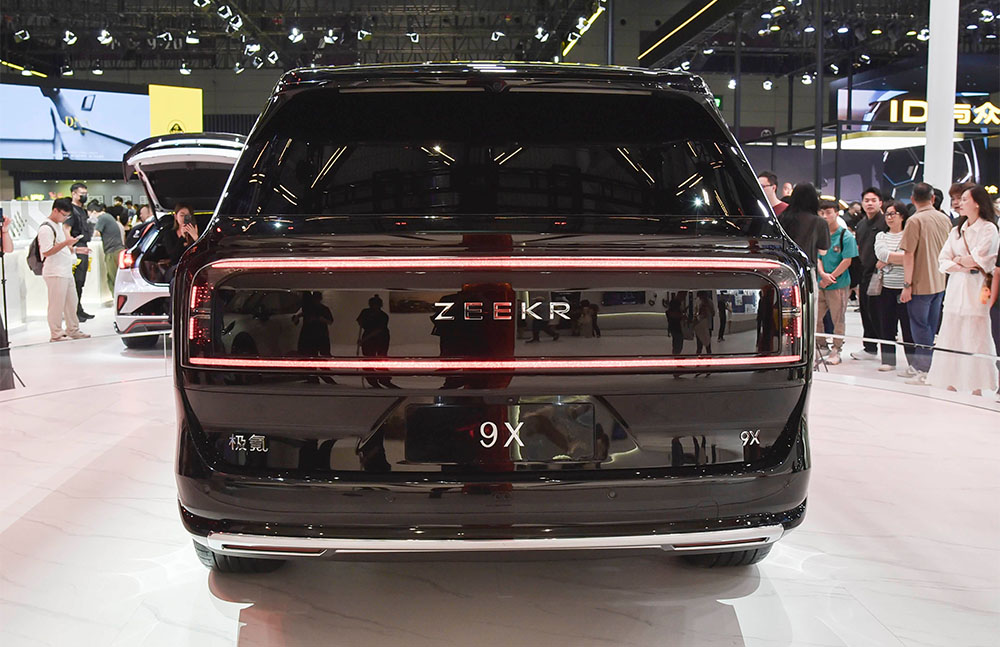 Zeekr 9X range
