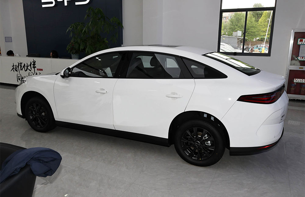 BYD E7 review