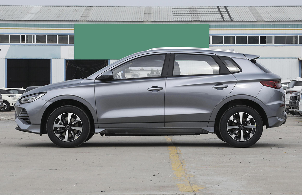 BYD e2
