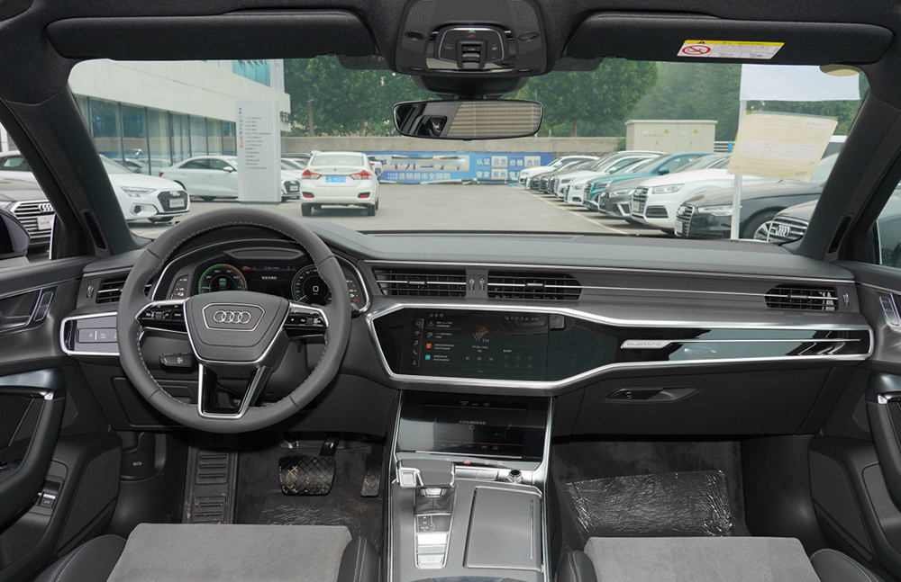 Audi A6L PHEV
