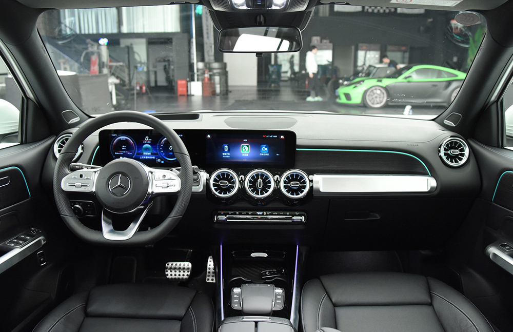 Benz EQB