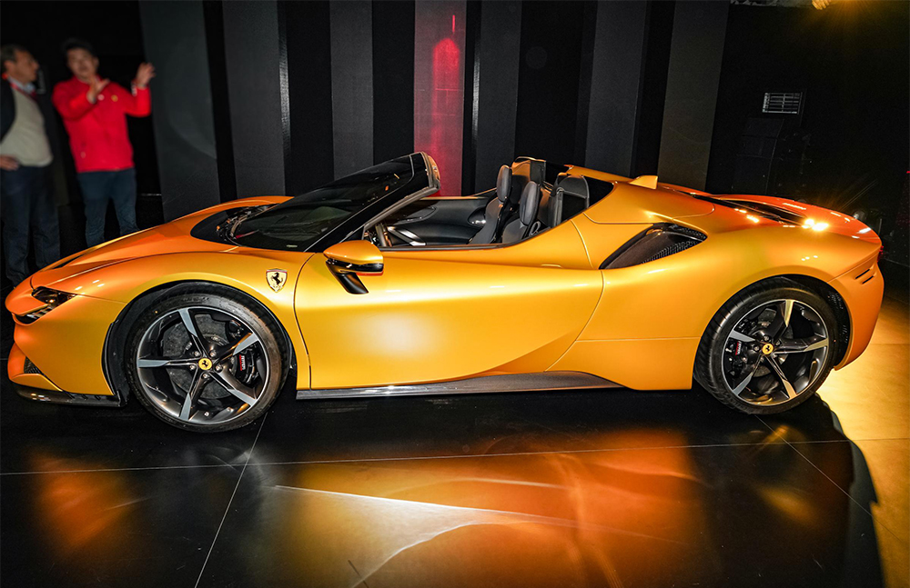 Ferrair SF90 