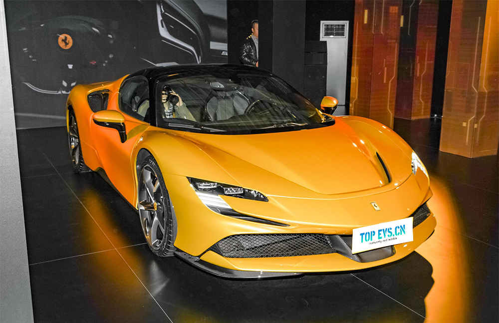Ferrair SF90 