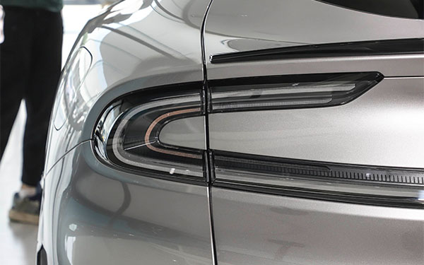 Xiaomi YU7 rear tail lights