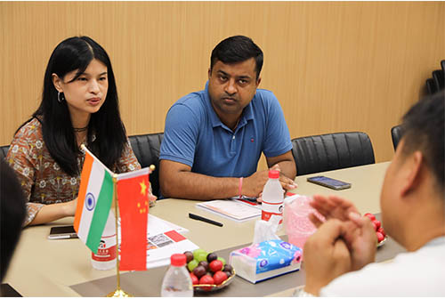 Exploring New Horizons: Indian Customers Embark on an Inspiring Visit to TOPEV in China