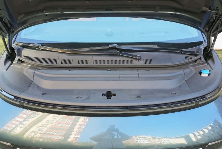 geely galaxy v900 price