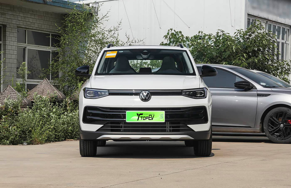 2026 Volkswagen Tharu XR