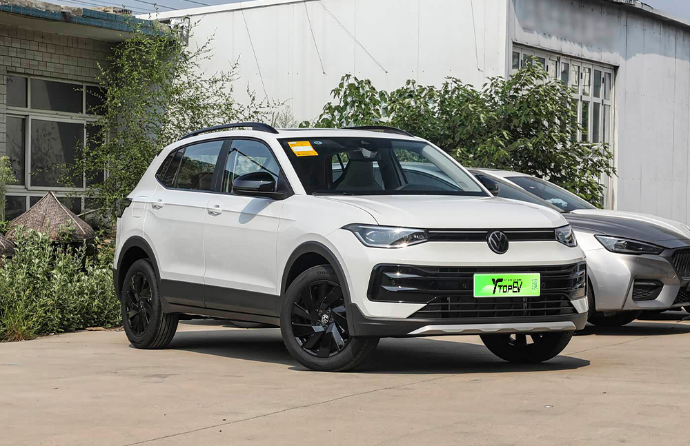 Volkswagen Tharu XR price