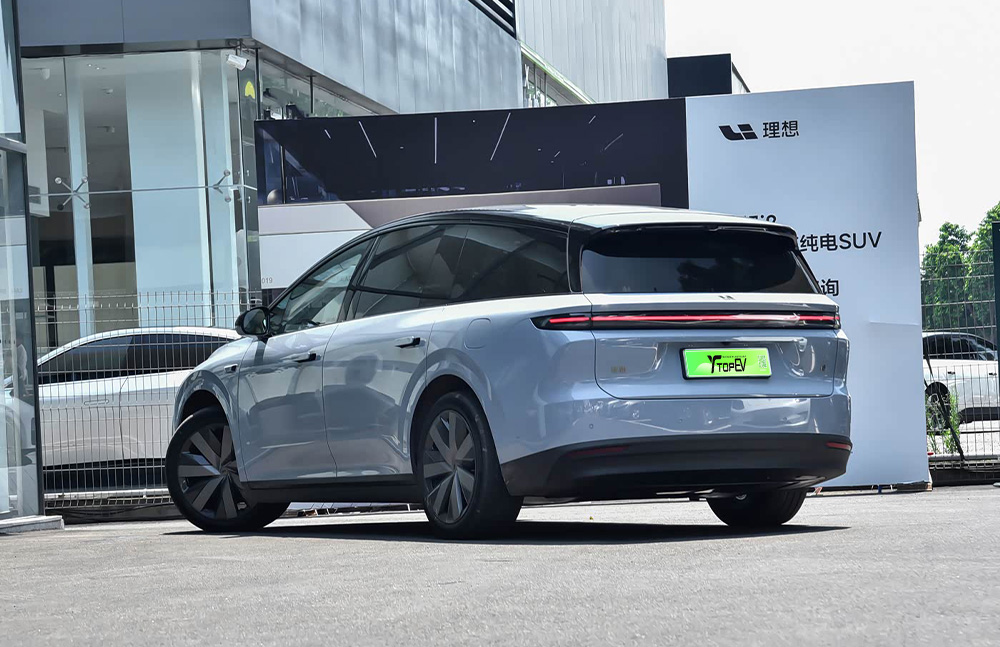 2025 Li Auto i8 SUV