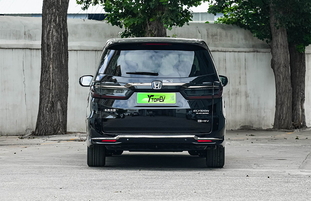 Honda Elysion spaces