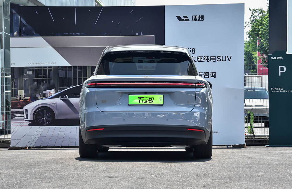 2025 Li Auto i8 price