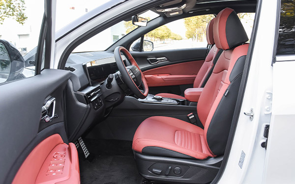 kia sportage spaces