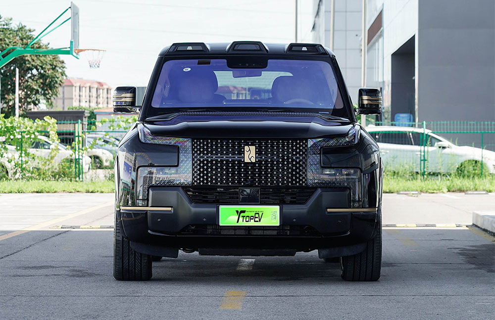 BYD Yangwang U8 L price