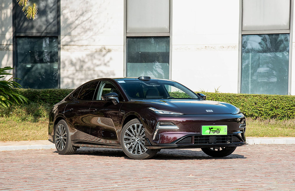 Geely Galaxy Starshine 8 review