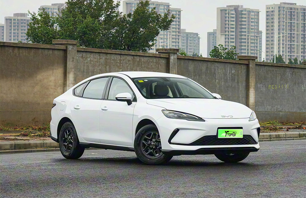 BYD Seal 05 DM-i review