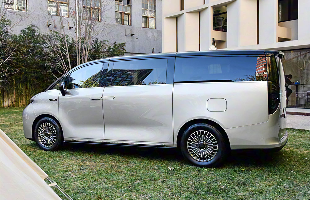 Geely Galaxy V900 for sale