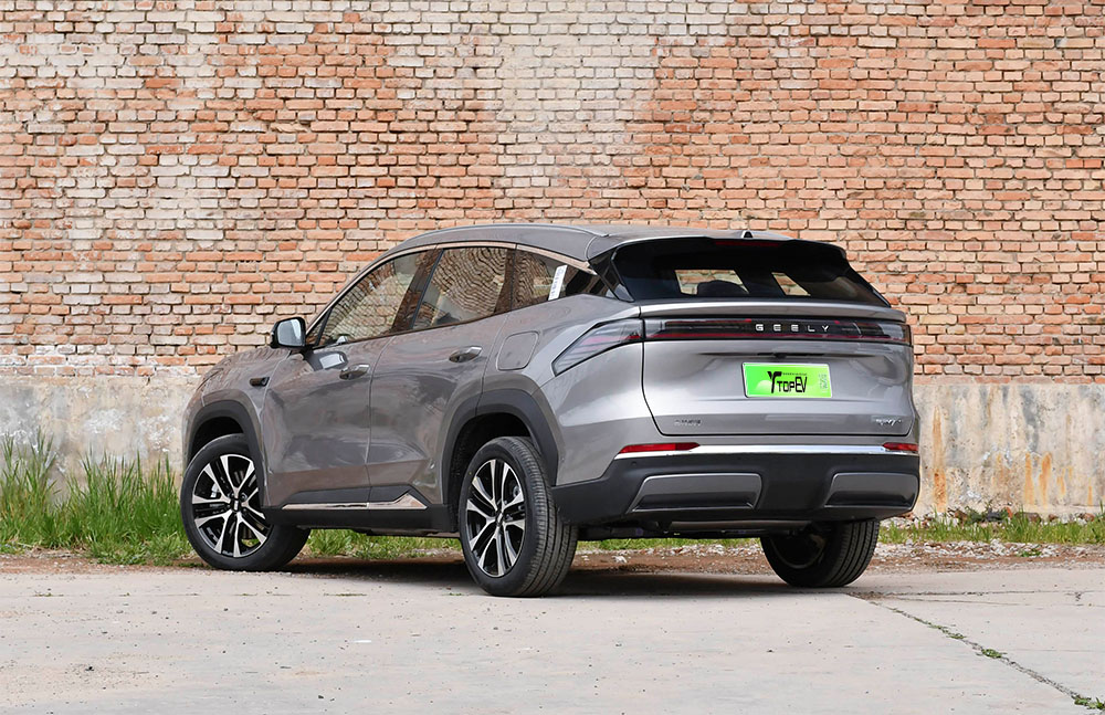 Geely Galaxy M7 interior