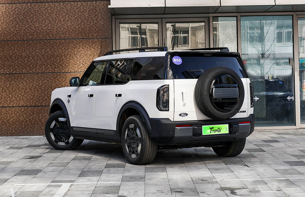 Ford Bronco New Energy interior