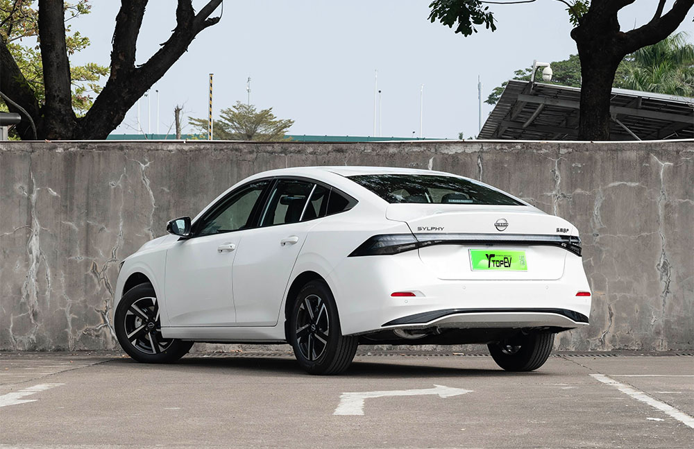 Nissan Sylphy interior
