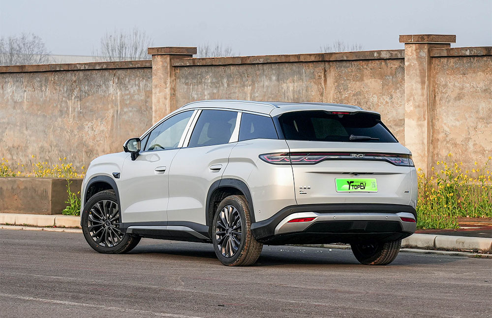 BYD Song Ultra interior