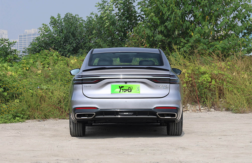 Geely Preface L PLUS spaces