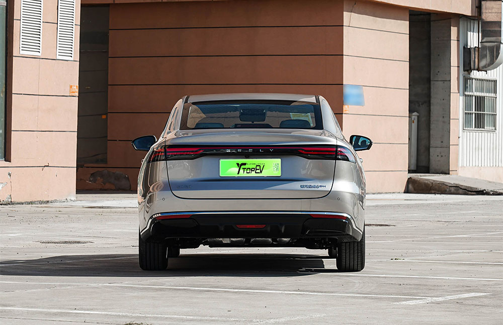 Geely Galaxy Starshine 6 spaces