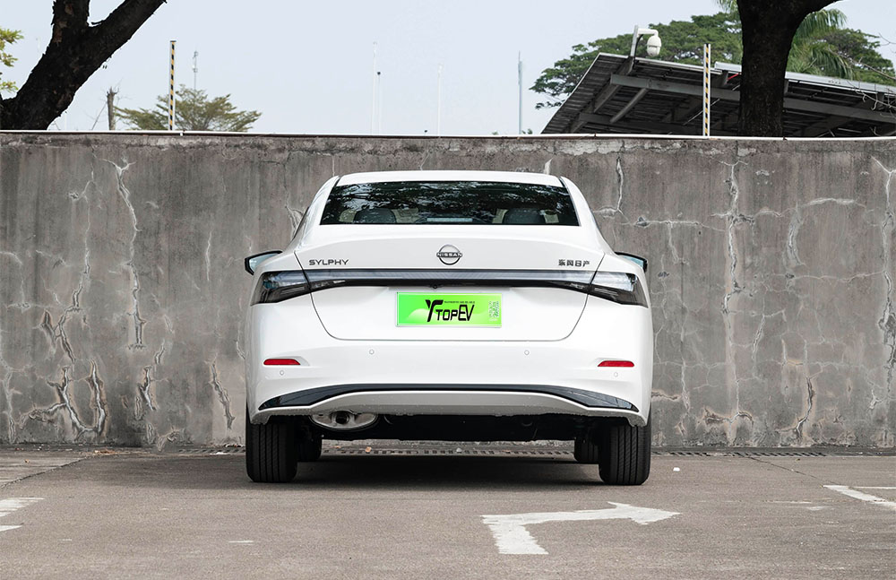 Nissan Sylphy spaces