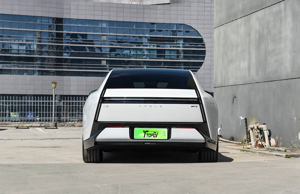 Xpeng P7 spaces